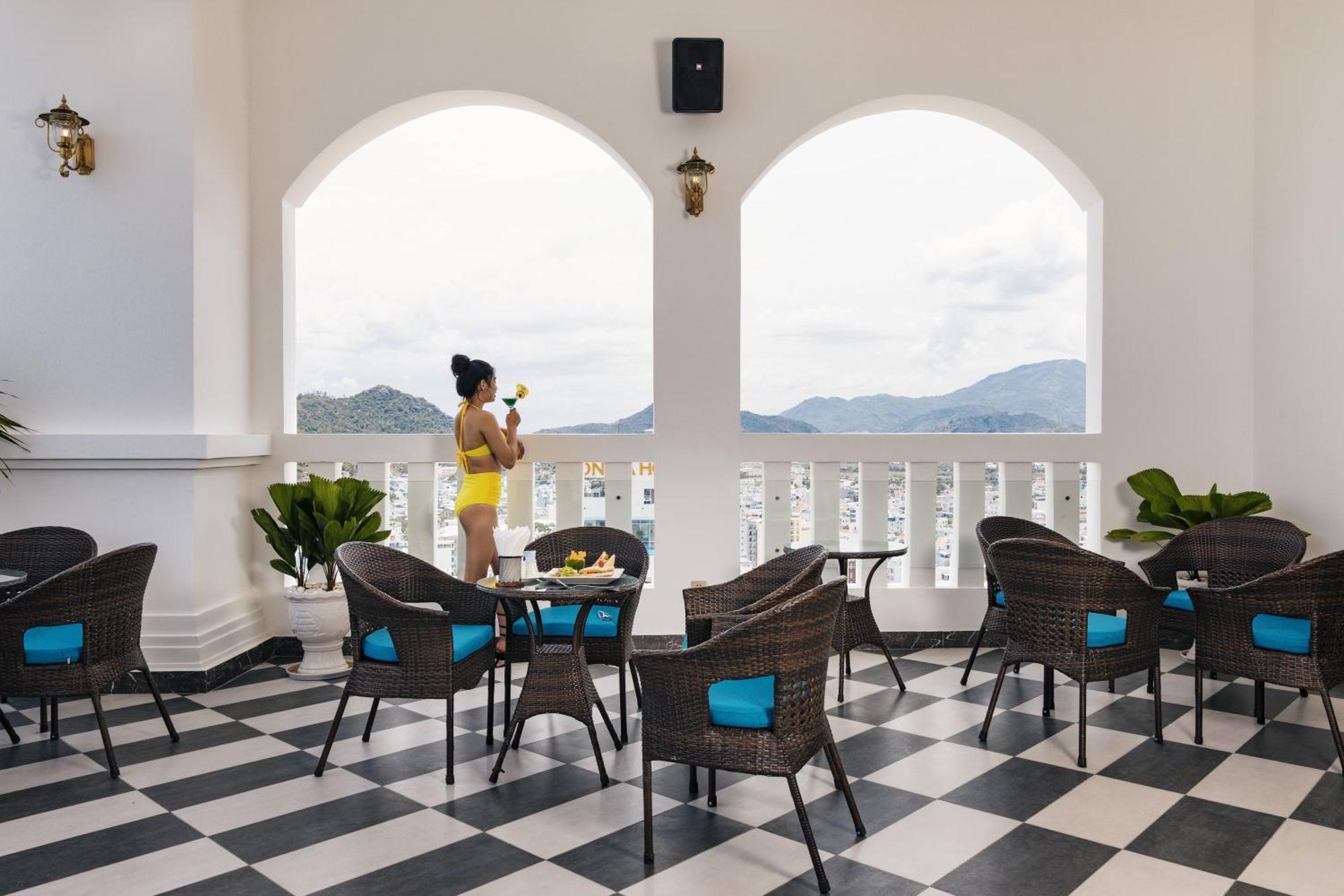 Daphovina Hotel Nha Trang Luaran gambar