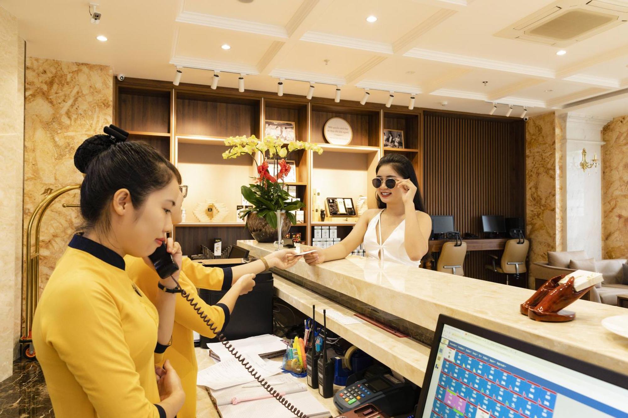 Daphovina Hotel Nha Trang Luaran gambar