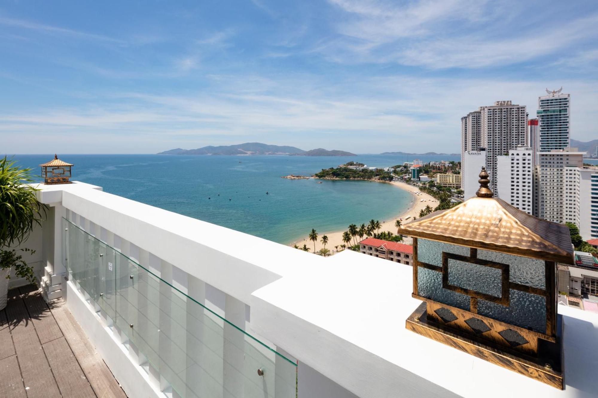 Daphovina Hotel Nha Trang Luaran gambar